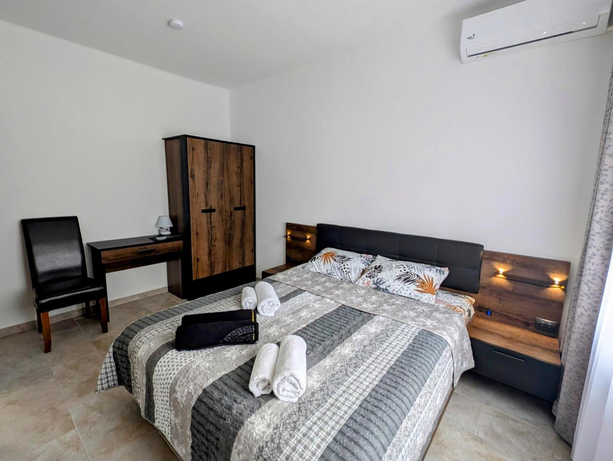 Moon Light Apartment Heviz Exterior photo